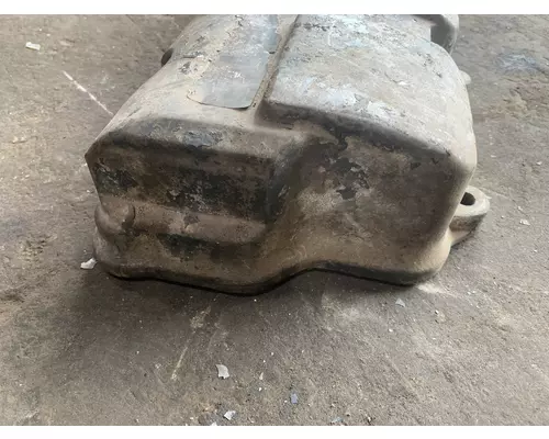 MACK E7 Valve Cover