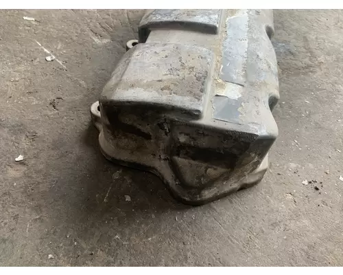 MACK E7 Valve Cover