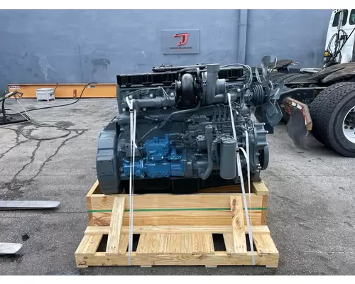 MACK EM6 Engine Assembly