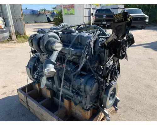 MACK EM6 Engine Assembly