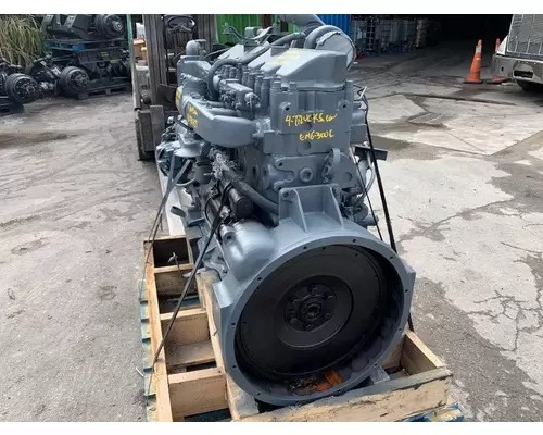 MACK EM6 Engine Assembly