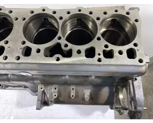MACK EM7 Cylinder Block