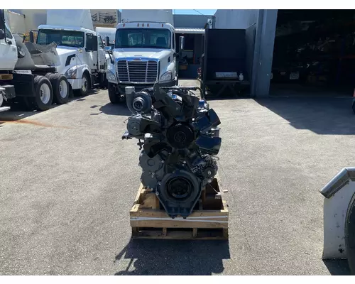 MACK EM7 Engine Assembly