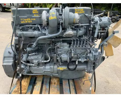 MACK EM7 Engine Assembly