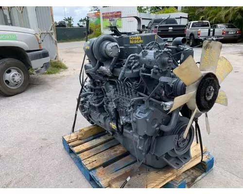 MACK EM7 Engine Assembly