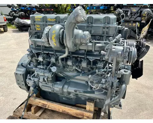 MACK EM7 Engine Assembly