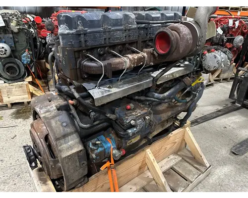 MACK EM7 Engine Assembly