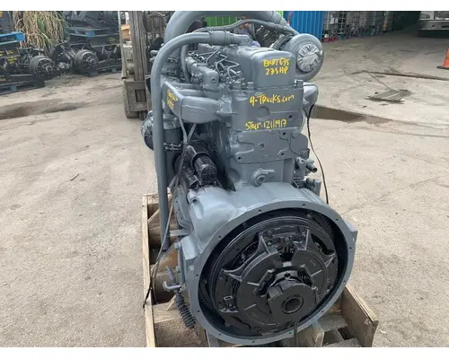 MACK ENDT675 Engine Assembly