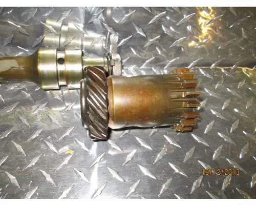 MACK ENDT676 Camshaft