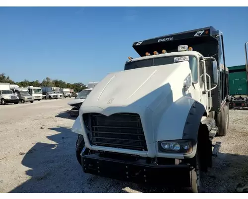 MACK GR64B GRANITE Complete Vehicle