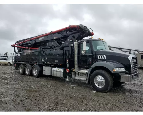 MACK GR64B GRANITE Complete Vehicle