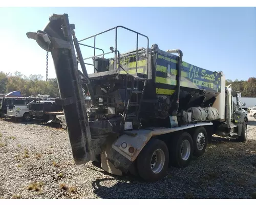MACK GR64F Complete Vehicle