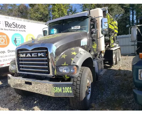 MACK GR64F Complete Vehicle