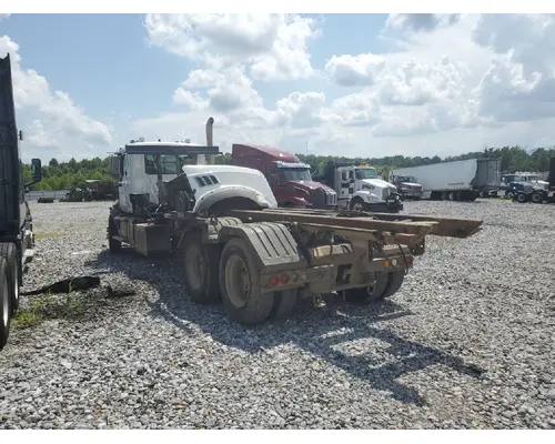 MACK GR64F Complete Vehicle