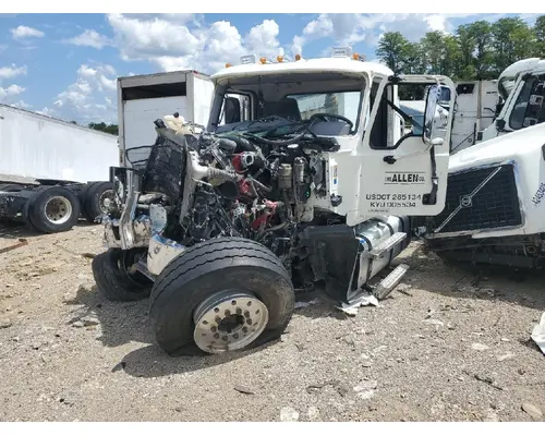 MACK GR64F Complete Vehicle