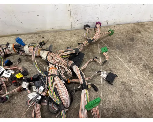 MACK GR64F Dash Wiring Harness