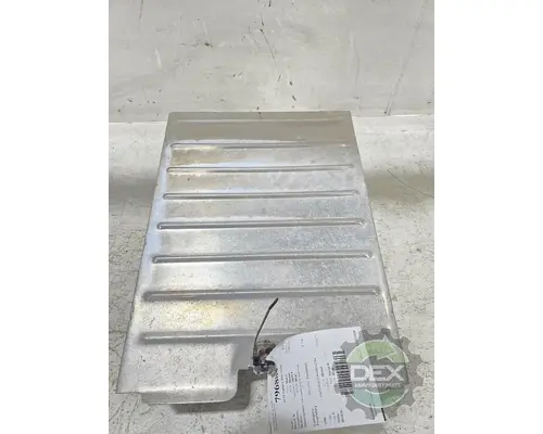 MACK GRANITE 3132 battery box cover
