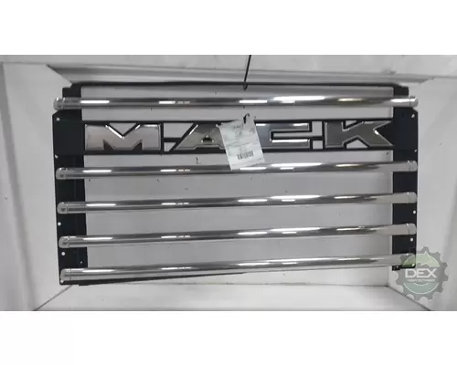 MACK GRANITE 8231 radiator grille