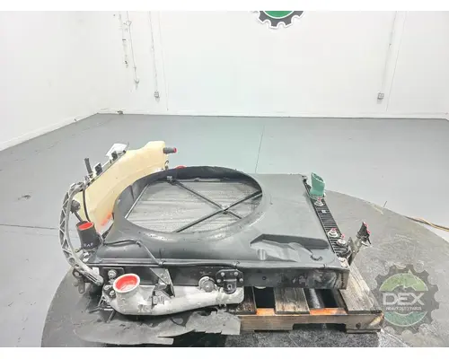 MACK GRANITE Radiator