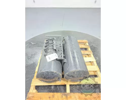 MACK GU533 1975 carton; wrapping, solidboard