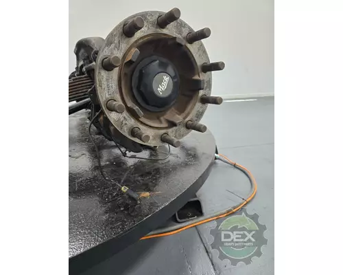 MACK GU533 Axle Assembly, Front (Steer)
