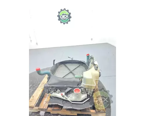 MACK GU533 Radiator