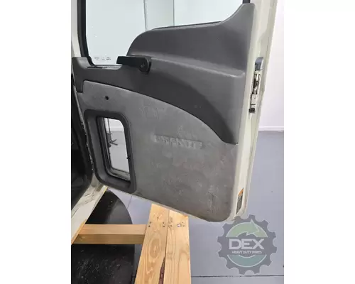 MACK GU5 Cab