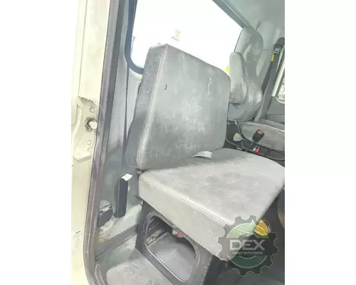 MACK GU5 Cab
