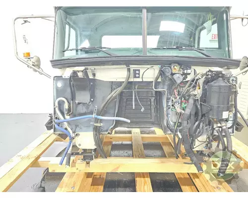 MACK GU5 Cab