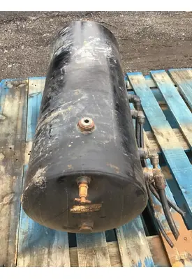 MACK GU712 Air Tank