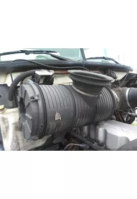 MACK GU713 AIR CLEANER