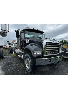 MACK GU713 Axle Beam (Front)