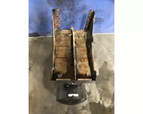 MACK GU713 BATTERY BOX