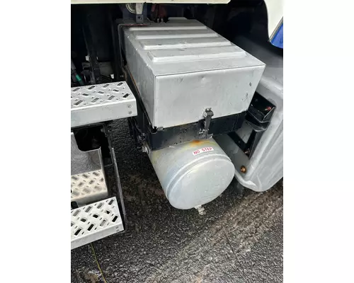 MACK GU713 Battery Box