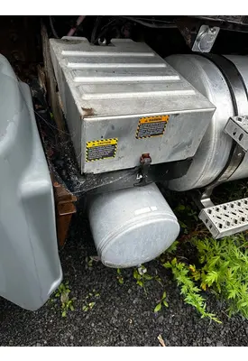 MACK GU713 Battery Box