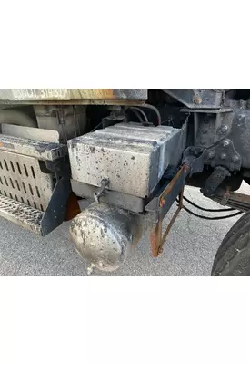 MACK GU713 Battery Box