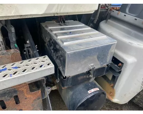 MACK GU713 Battery Box