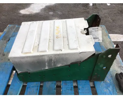 MACK GU713 Battery Box