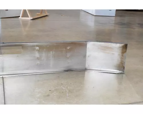 MACK GU713 Bumper Assembly, Front