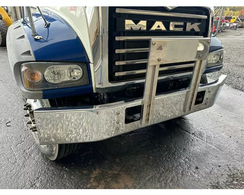 MACK GU713 Bumper Assembly, Front