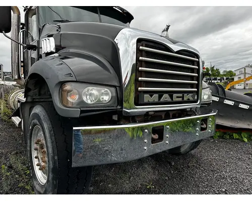 MACK GU713 Bumper Assembly, Front