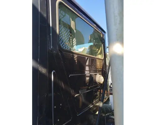 MACK GU713 Cab Assembly