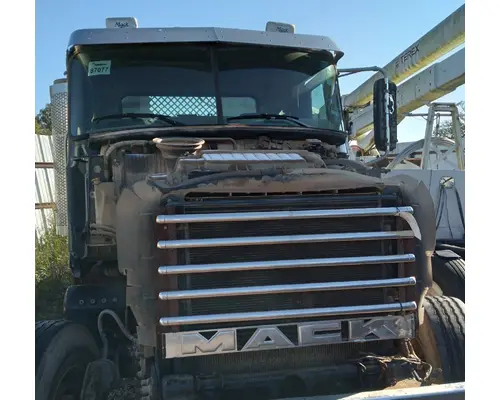 MACK GU713 Cab Assembly