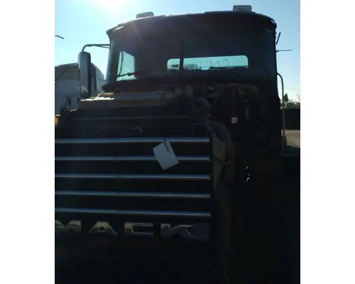 MACK GU713 Cab Assembly