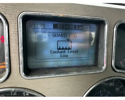 MACK GU713 Complete Vehicle