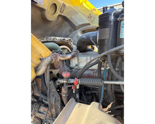 MACK GU713 Complete Vehicle