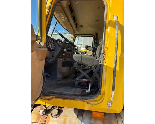 MACK GU713 Complete Vehicle