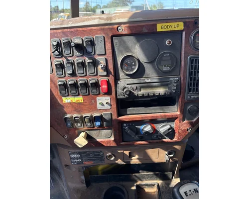 MACK GU713 Complete Vehicle