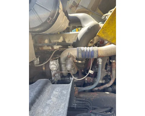 MACK GU713 Complete Vehicle
