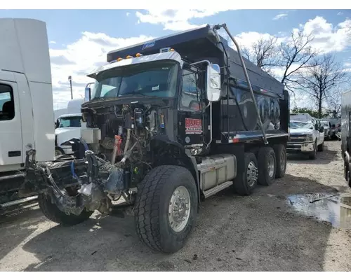 MACK GU713 Complete Vehicle